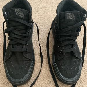 VANS UltraCush 
4 mens 5.5 womens
worn on stage 5x